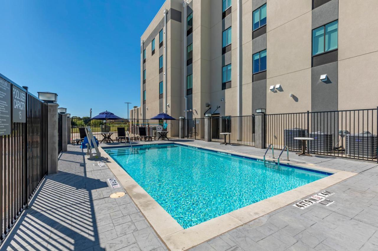 Comfort Inn & Suites Balch Springs - Se Dallas Zewnętrze zdjęcie