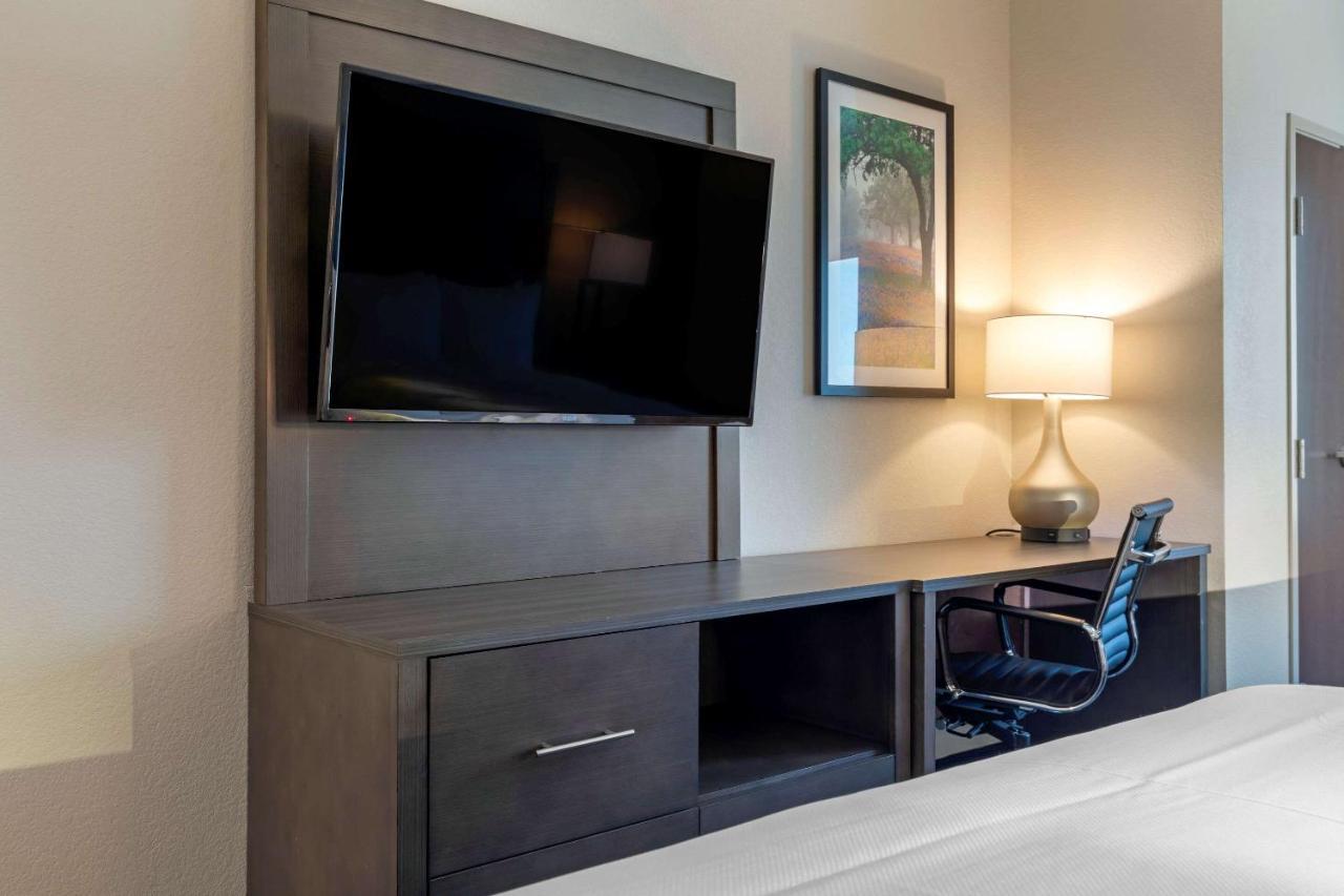 Comfort Inn & Suites Balch Springs - Se Dallas Zewnętrze zdjęcie